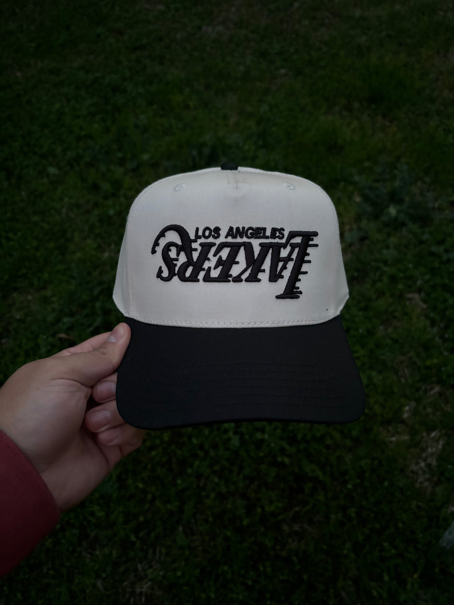 Lakers (cream/black)