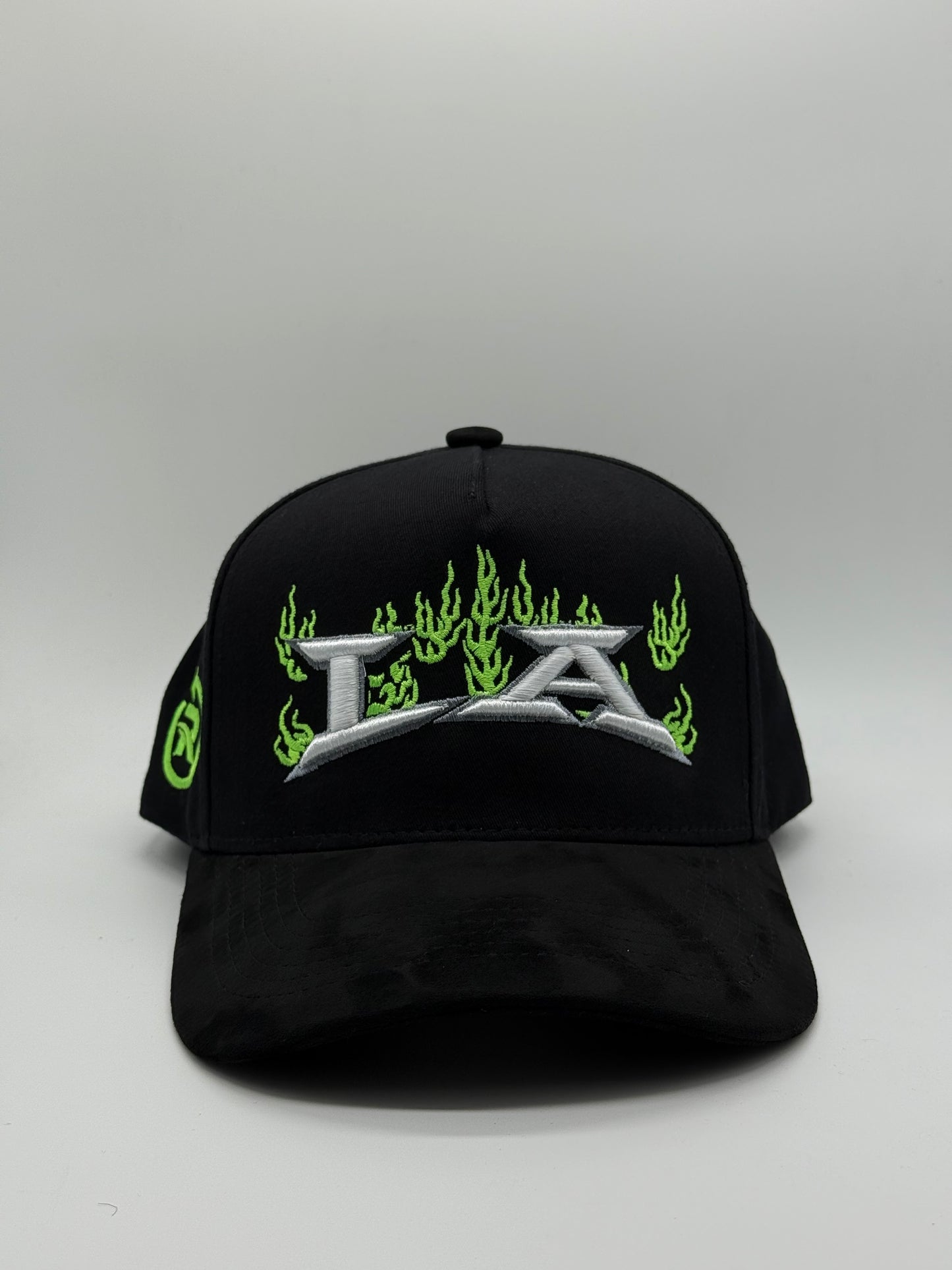 LA LUMBRE – Black & Neon Green
