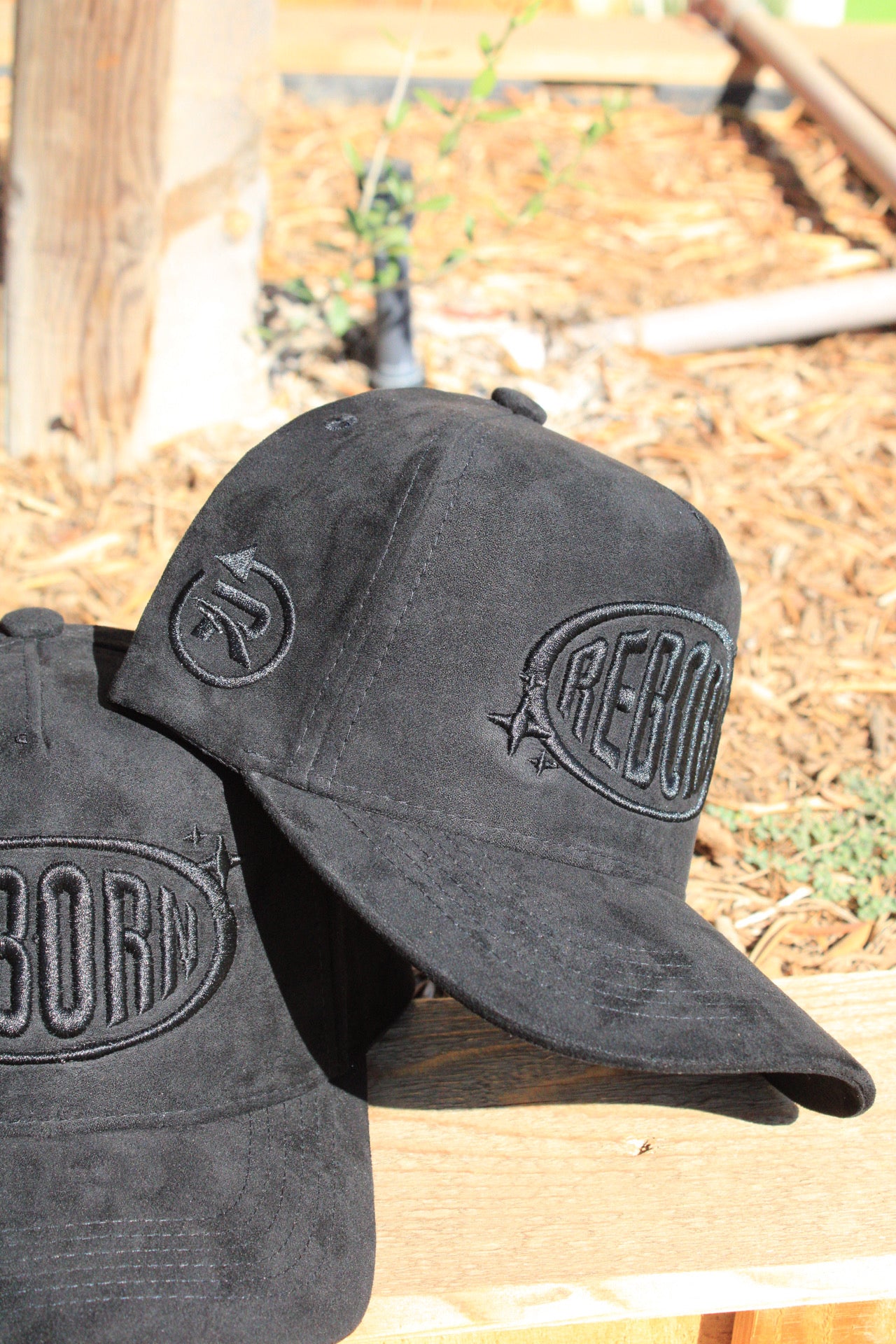 Reborn Monogram Black(full suede)