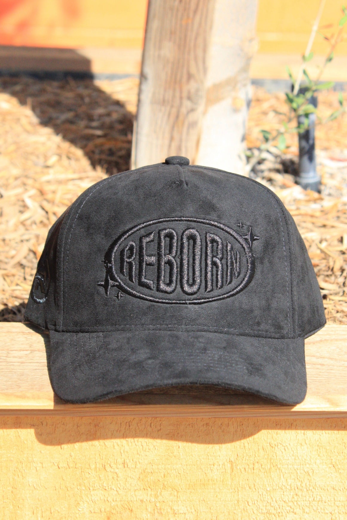 Reborn Monogram Black(full suede)