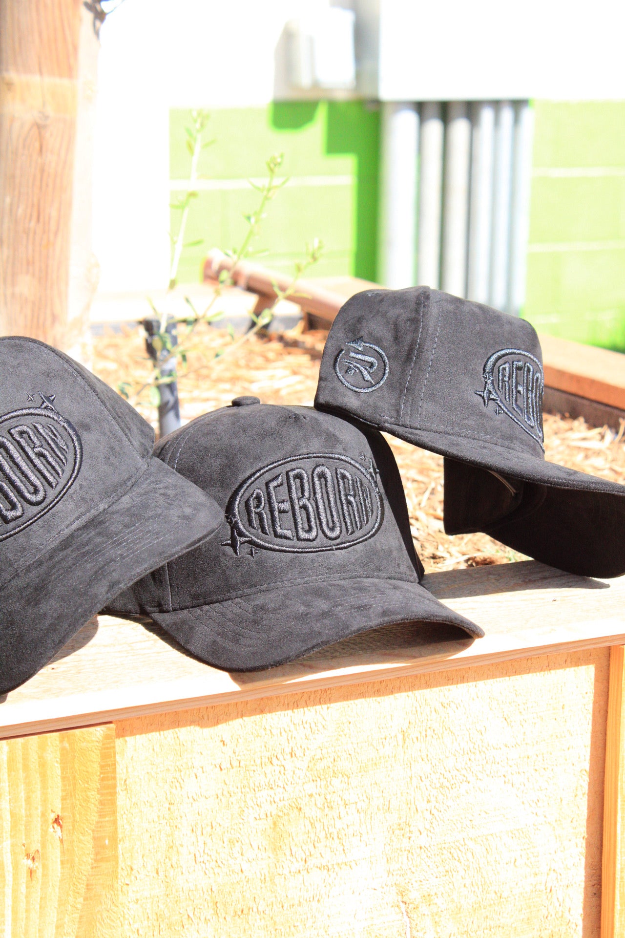 Reborn Monogram Black(full suede)