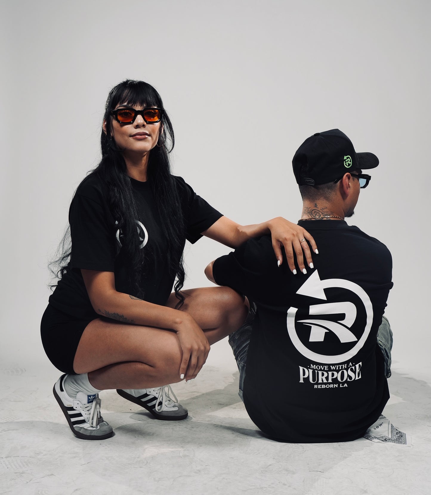 R Logo “MOVE WITH A PURPOSE”